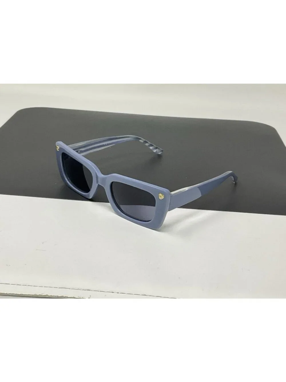 Peepers Skipper Reading Glasses Sunglasses Blue UV400 Lenses + 1.50